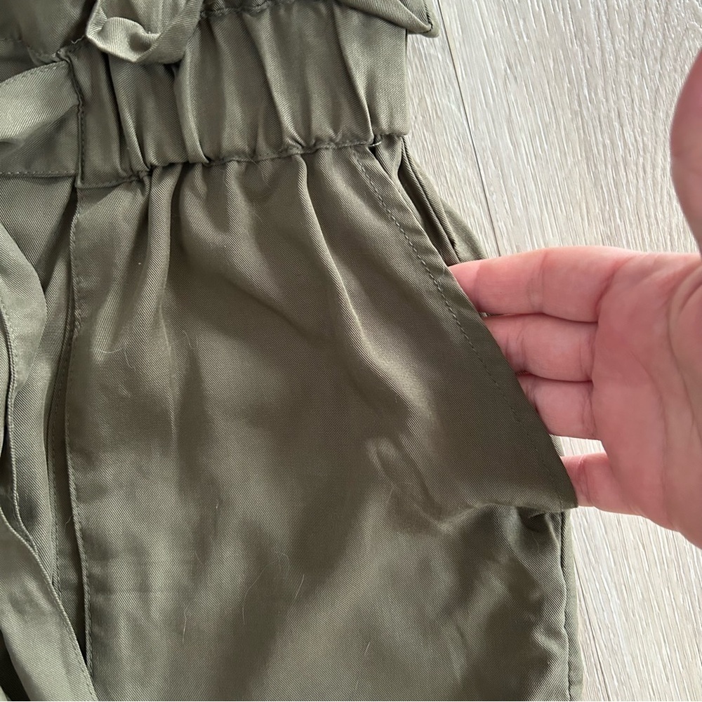 Twik green shorts flowy with tie  100% Lyocell - Picture 3 of 11